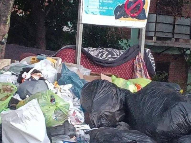 Dentro del basurero fue encontrado el cuerpo de un hombre en la colonia Kennedy, Tegucigalpa.