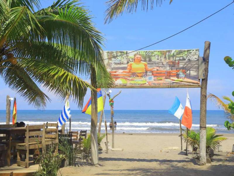 Durante el Feriado Morazánico 2026, las playas cercanas a San Pedro Sula se perfilan como una opción para quienes buscan escapar de la rutina y disfrutar del mar. Honduras cuenta con destinos de costa que ofrecen escenarios ideales para descansar, divertirse y conectar con la naturaleza, desde aguas tranquilas hasta paisajes que invitan a disfrutar de una jornada en familia.