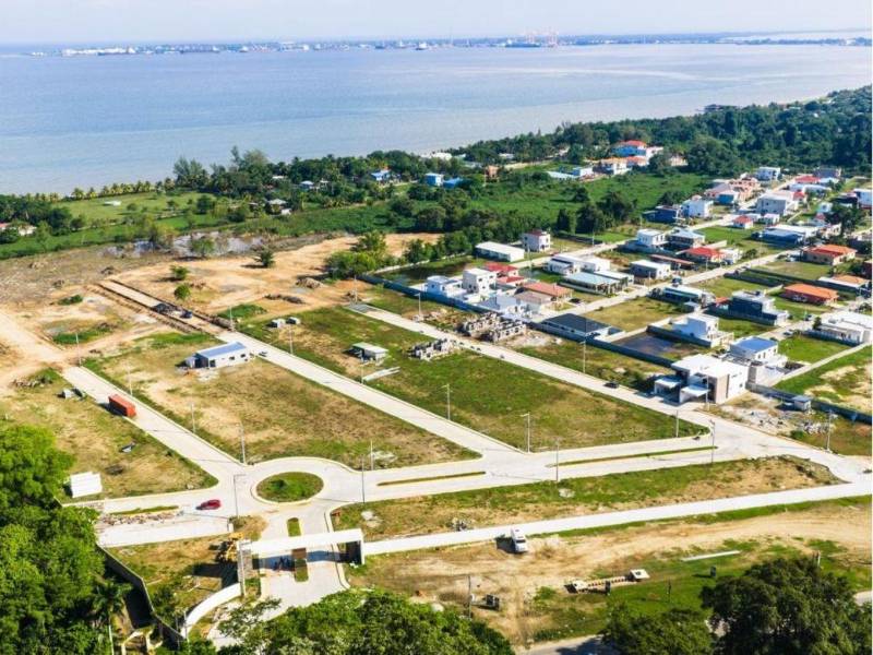 En otros municipios como Puerto Cortés y Omoa está creciendo el sector inmobiliario del país.