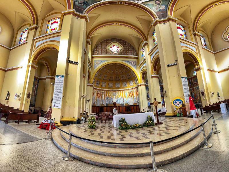 El altar mayor de la catedral metropolitana de San Pedro Sula