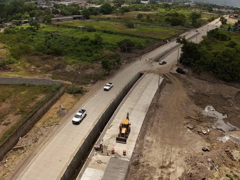 Así se encuentra el tramo pendiente de habilitar en el bulevar Infop-Providencia que está en construcción.