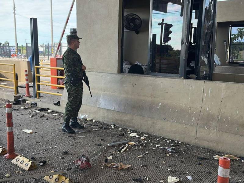 Policía Militar resguardando el lugar donde ocurrió el incidente.