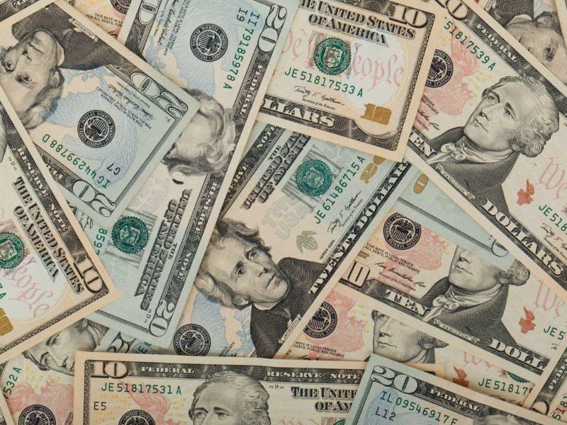 Dólar sigue al alza en Honduras y supera los L26.83 en venta este 22 de junio.