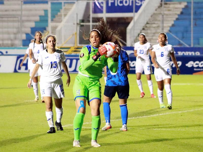 La Selección Femenina de Honduras perdió contra El Salvador en partido clasificatorio para la Copa Oro 2023.