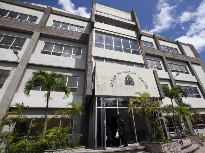 La Corte Suprema de Justicia, mediante el pleno de magistrados, ordenó la realización virtual de las audiencias de los procesos judiciales.