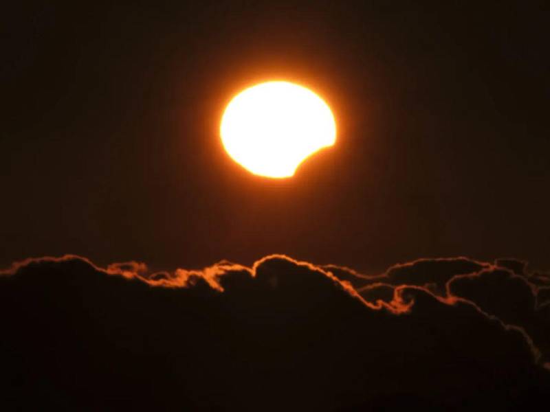 Un eclipse se sol.