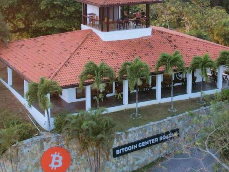 El Bitcoin center en Roatán, Honduras