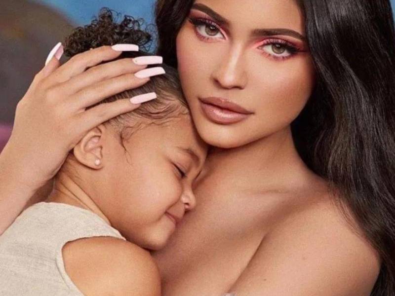 Kylie Jenner y Stormi Webster.