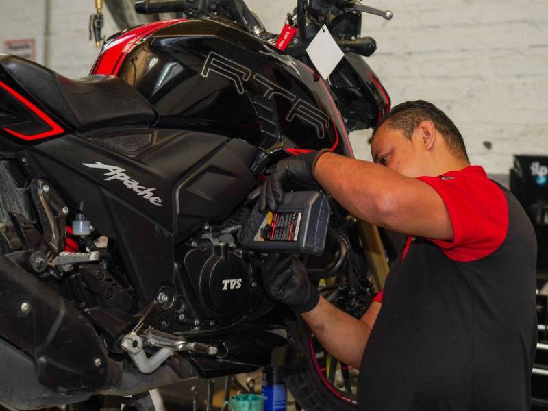 Motomundo y Ultramotor impulsan una estrategia integral para promover la seguridad de los motociclistas