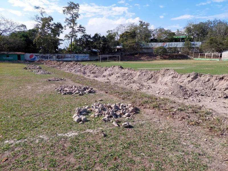 Fenafuth: no construyó drenaje en estadio Aurora de Colinas y descarta corrupción