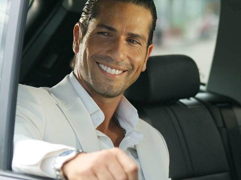 El protagonista de “Sin senos sí hay paraíso” está de visita en Honduras. El reconocido actor colombiano Gregorio Pernía, conocido por dar vida a El Titi, regresó al país para deleitar al público hondureño.