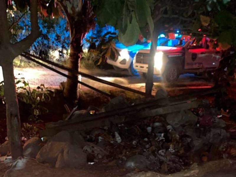 El tiroteo ocurrió durante la madrugada en ese excampo bananero.