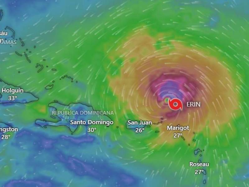 Localización del huracán Erin en el Caribe.