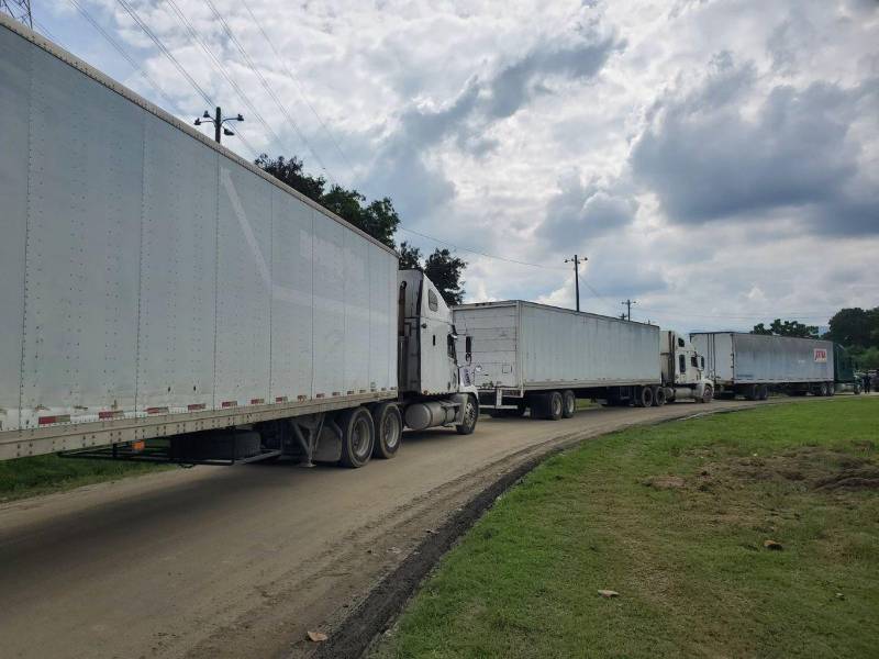 Bajo un fuerte resguardo militar, las maletas electorales del departamento de Cortés comenzaron a regresar a Tegucigalpa este martes 2 de diciembre.