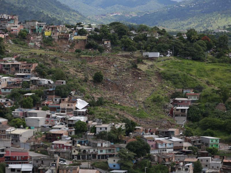 Desde 2022, varias viviendas han colapsado en las zonas de Reparto por Arriba, Reparto por Abajo, Cerrito Blanco, La Santa Rosa y la Guillén.