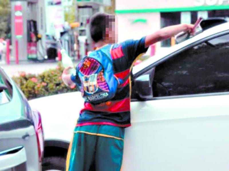 <b>El limitado acceso a la educación pasa factura a la población joven de Honduras.</b>