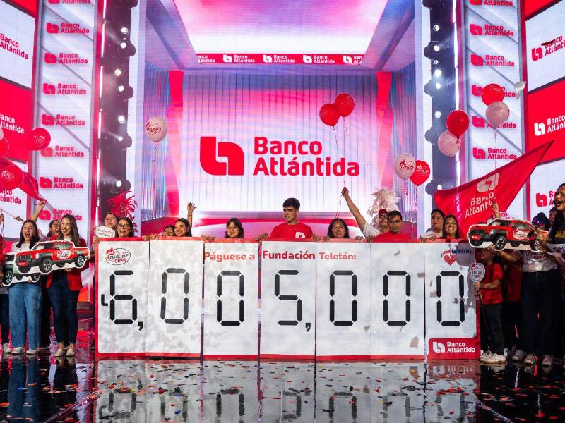 Este año, la Lotería Online del Amor de Banco Atlántida permitió contribuir a la Fundación Teletón con la suma de L 6,005,000