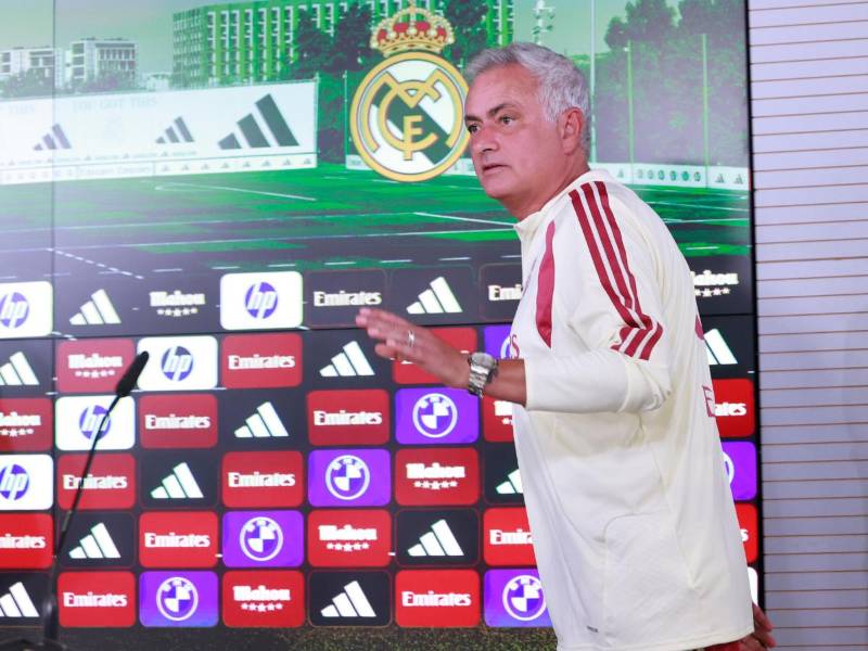 Mourinho sorprende y pide el Balón de Oro para este jugador: Hizo historia