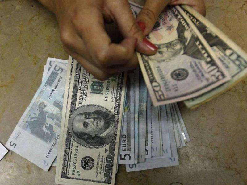 Honduras ha recibido un promedio de $1,000 millones al mes por remesas enviadas por los hondureños que trabajan en Estados Unidos y otros países, como España.