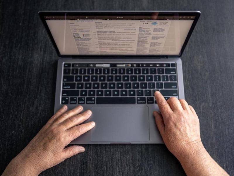 IA bajo ataque: tácticas ocultas que comprometen la seguridad digital