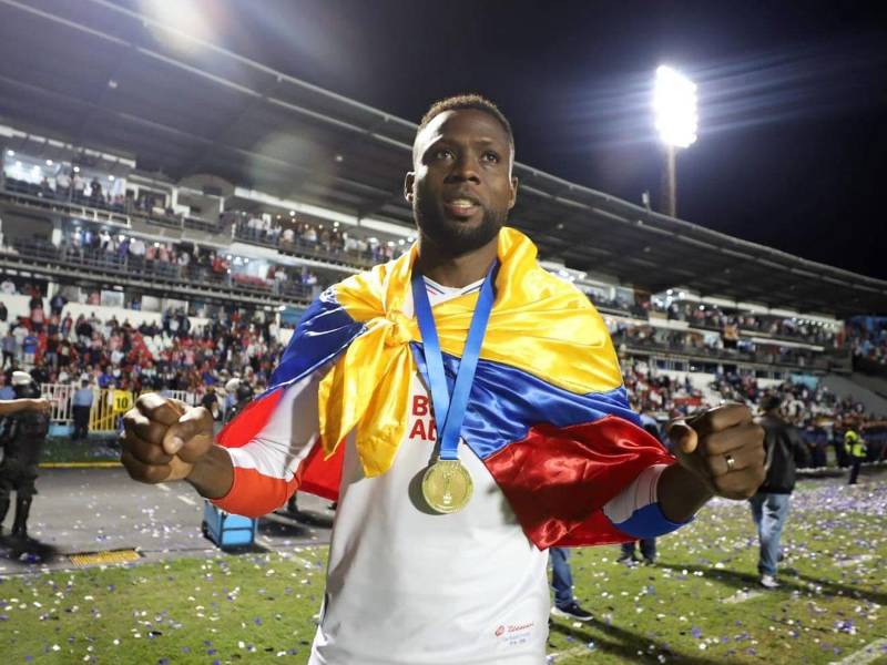 Yustin Arboleda le dio la Copa 37 al Olimpia con un decisivo y agónico gol en la Gran Final contra el Motagua.