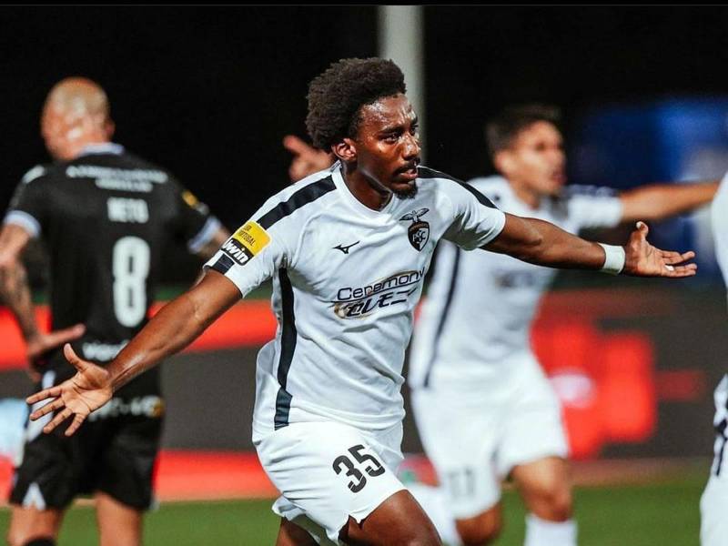 Bryan Róchez se estrenó en la Liga de Portugal 2022-2023 con un gol que le dio el empate al Portimonense ante el Casa Pia.