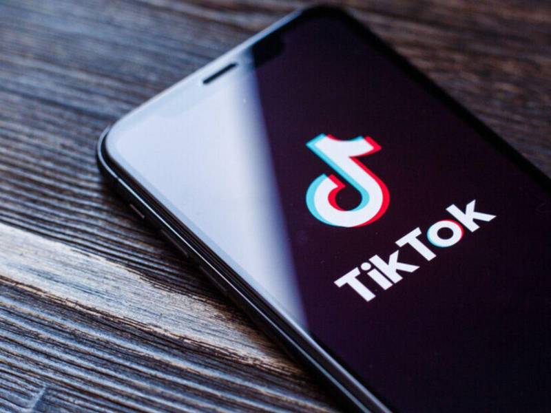 El pacto, que representa una de las mayores recuperaciones económicas jamás obtenidas en un caso relacionado con la COPPA, supone que TikTok pague 300 millones de dólares de inmediato.