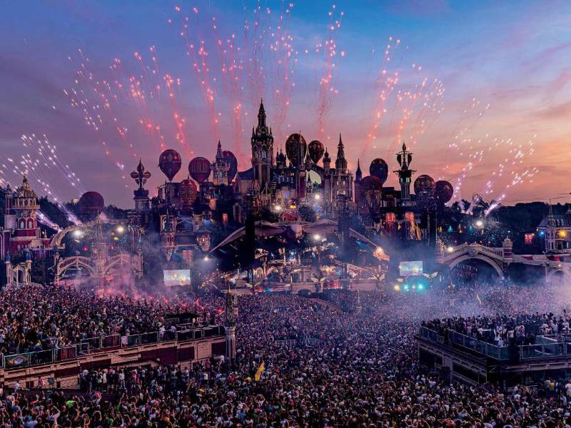 Tomorrowland es el festival de música electrónica más grande y famoso del mundo, esta será su edición #19.
