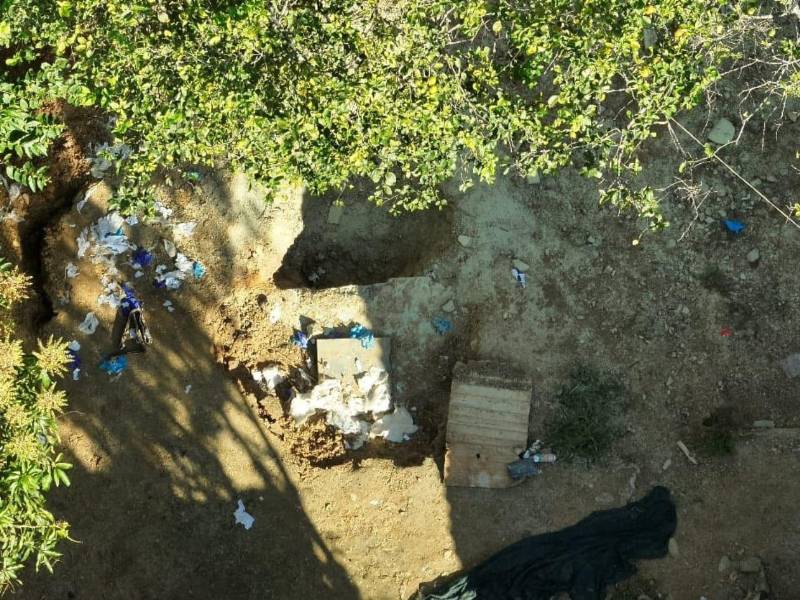 Toma aérea de la propiedad donde se halló el búnker subterráneo que contenía las armas y la droga.