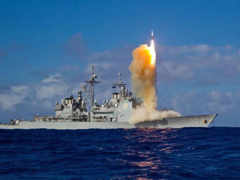 El Gobierno de Trump desplegó una flota de buques de guerra, destructores y cruceros lanzamisiles en el mar Caribe.