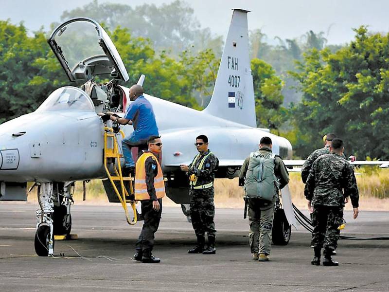 Honduras compró 12 aviones F-5 en 1987.