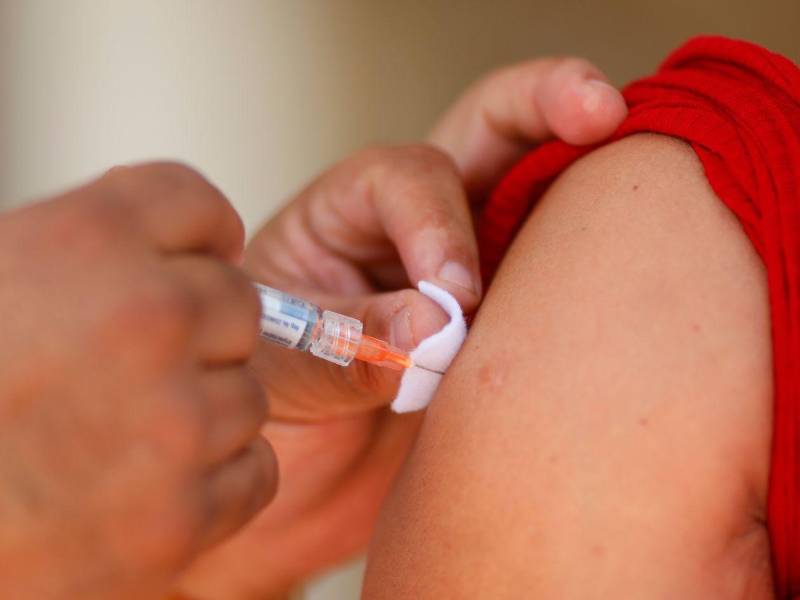 Las autoridades de Costa Rica lanzaron este martes una campaña de vacunación contra el sarampión ante el aumento de casos.