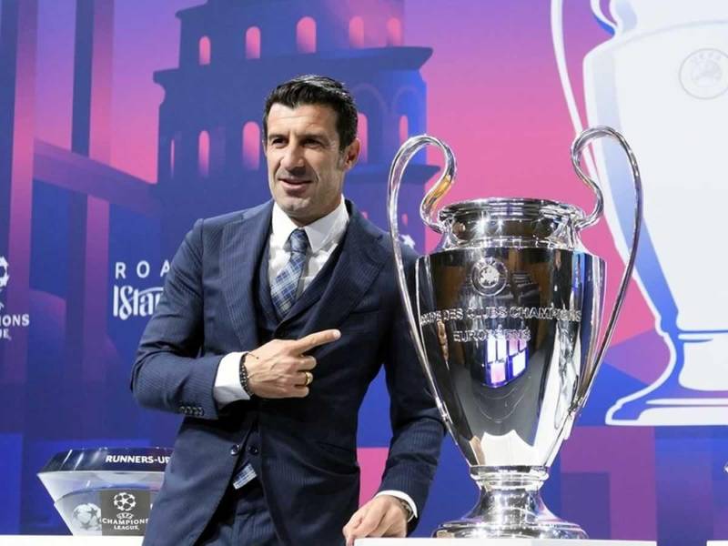 Luis Figo dio a sus favoritos para ganar la Orejona de la Champions League.
