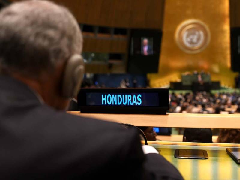 El presidente de Honduras, Nasry Asfura, participó este martes en la jornada de alto nivel de la 81.ª Asamblea General de la ONU, en Nueva York, donde presenció los discursos de líderes mundiales.
