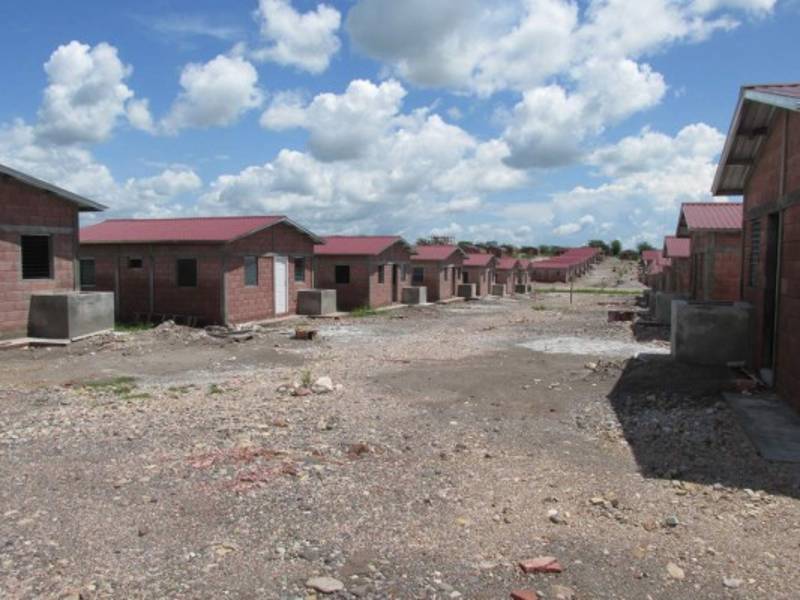 La construcción de un proyecto habitacional en Marcovia, Choluteca.