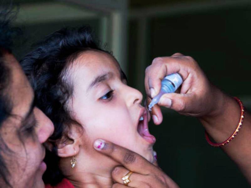 La vacuna contra la influenza es la principal medida de prevención para reducir el riesgo de contagio y complicaciones, especialmente en grupos vulnerables.