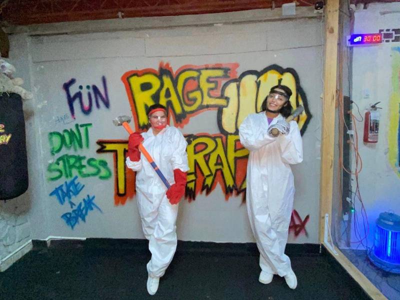 La terapia de descarga puede ser practicada tanto por mujeres como hombres mayores de 15 años.