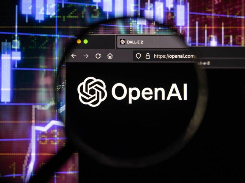 OpenAI ha decidido detener todas las actividades internas que tengan relación con Astra y no cumplan con requisitos de control de seguridad reforzados.