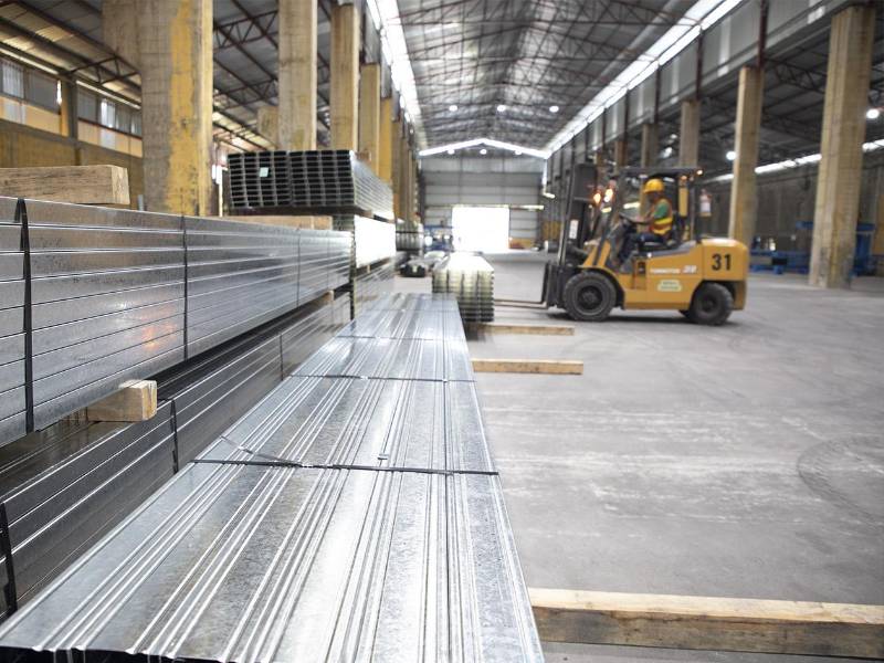 Los Techos y Canaletas Acebisa destacan por su calidad premium y respaldo institucional, consolidando a Bijao como referente en la industria nacional.