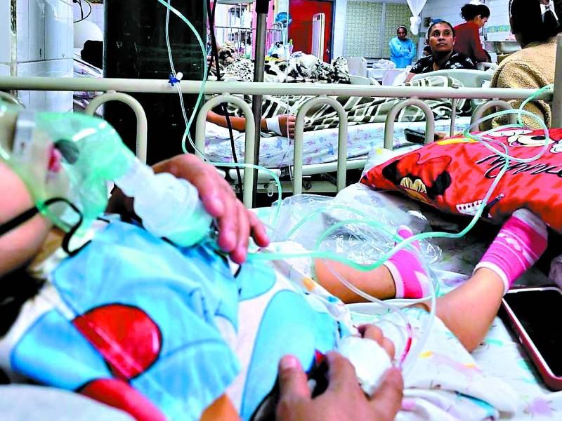 Autoridades reportan más de 150 decesos. El experto Keneth Rodríguez indicó que un día no era suficiente para controlar la epidemia.