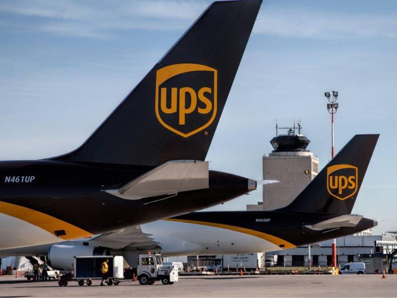 UPS anunció que cierra operaciones en Honduras.