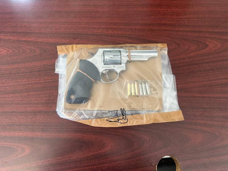 Arma decomisada durante la captura de los tres presuntos sicarios.