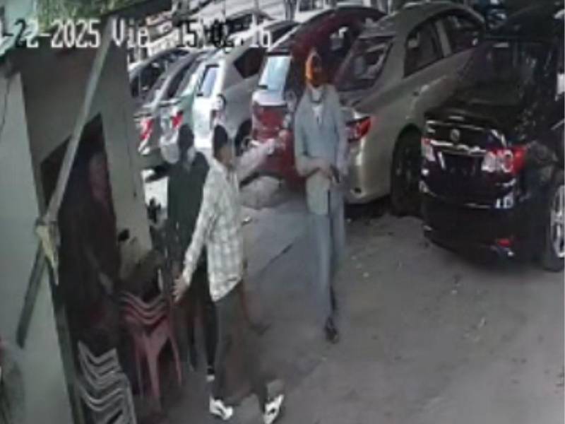 VIDEO: Asalto a reconocido autolote en la avenida Juan Pablo Segundo de SPS