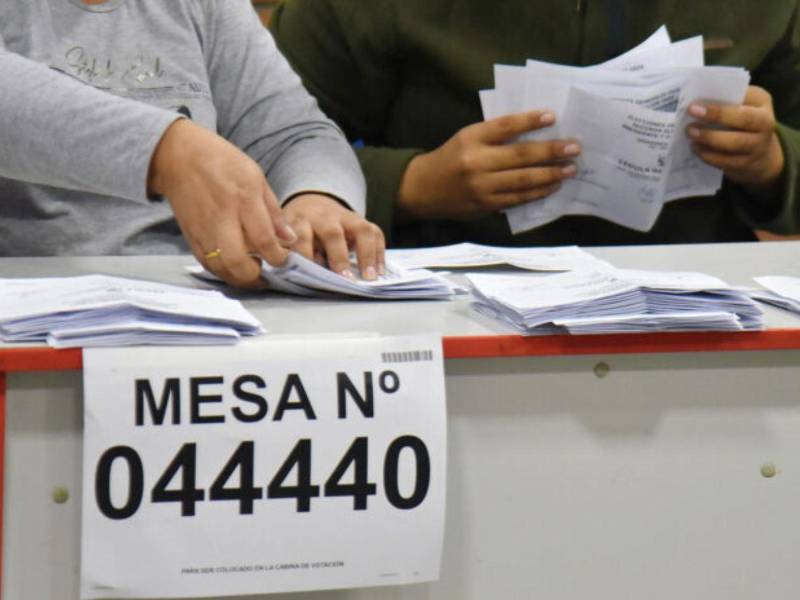 Jurado Electoral de Perú rechaza versiones de fraude y atiende incidencias reportadas