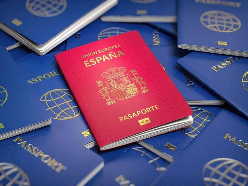 Nuevo plan en España permitiría regularizar a unos 90 mil hondureños.