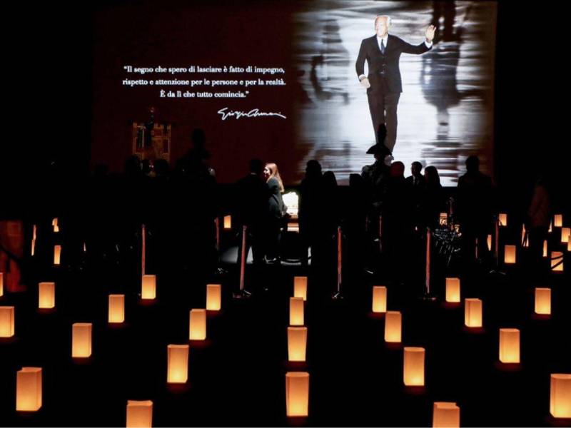 El cuerpo del diseñador fue trasladado anoche a Rivalta di Gazzola, donde se celebra hoy un funeral estrictamente privado, en cumplimiento de su voluntad.