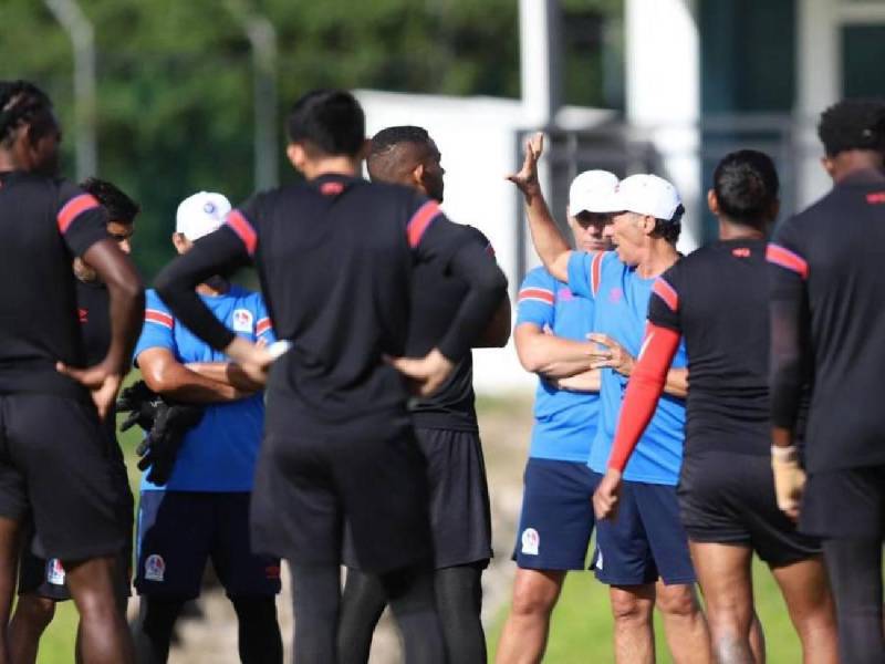 Olimpia se prepara de cara al inicio del torneo Clausura 2024 de la Liga Nacional de Honduras.