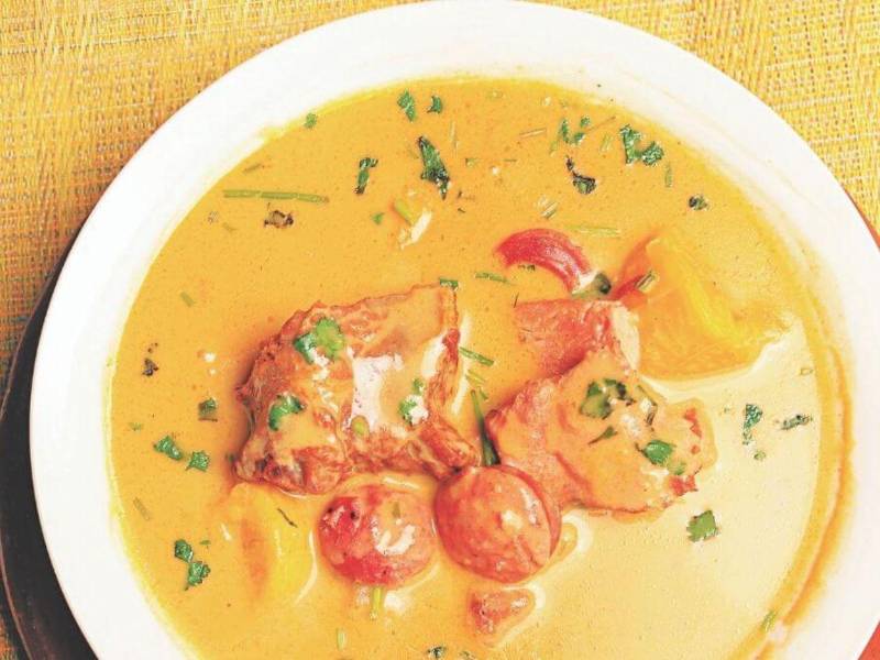 Sopa de tapado costeño.