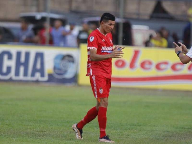 Edder Delgado<b> </b>se convirtió en el segundo jugador con más juegos en Liga Nacional.