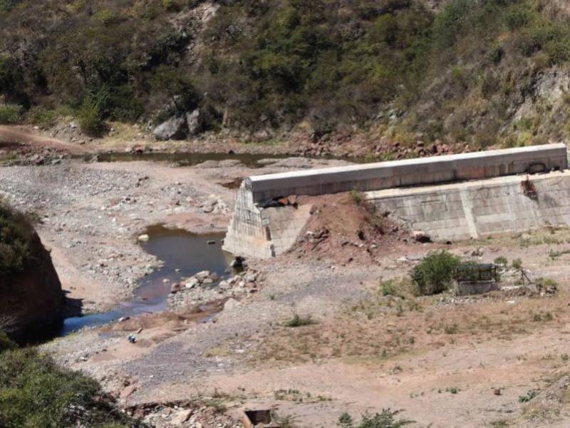 La represa San José, ubicada en el sector de El Tablón, al noroeste de la capital, es uno de los megaproyectos hídricos más importantes.